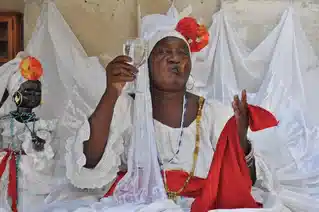 Santeria Religion: Make Amulets and Necklaces