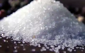Spells with salt: witchcraft and ritual with salt